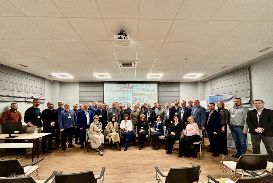 0E050C48 CBA5 4A4E 8F32 A36B7264DC1A