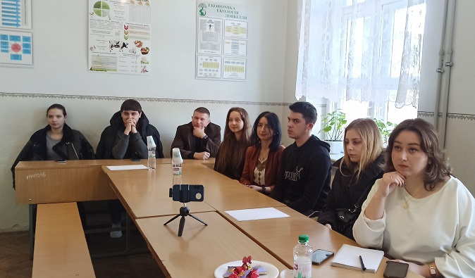 фото 3 виховна робота каф