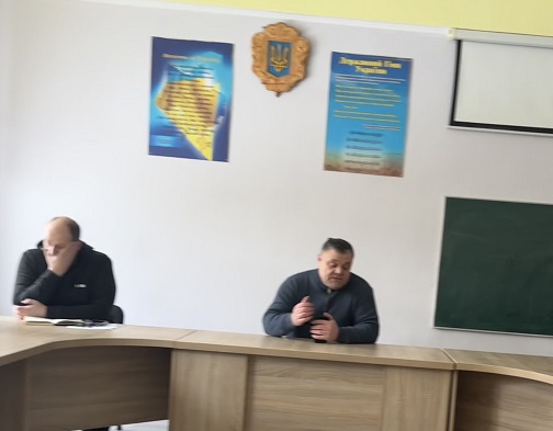 275A4B1C 32B4 43C3 95B7 02FD7C8B6190