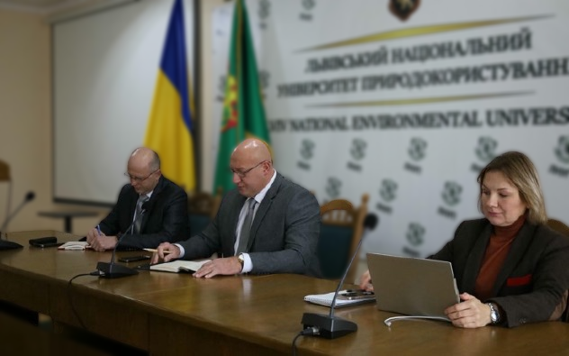 newsrectorat251110 3 removebg preview