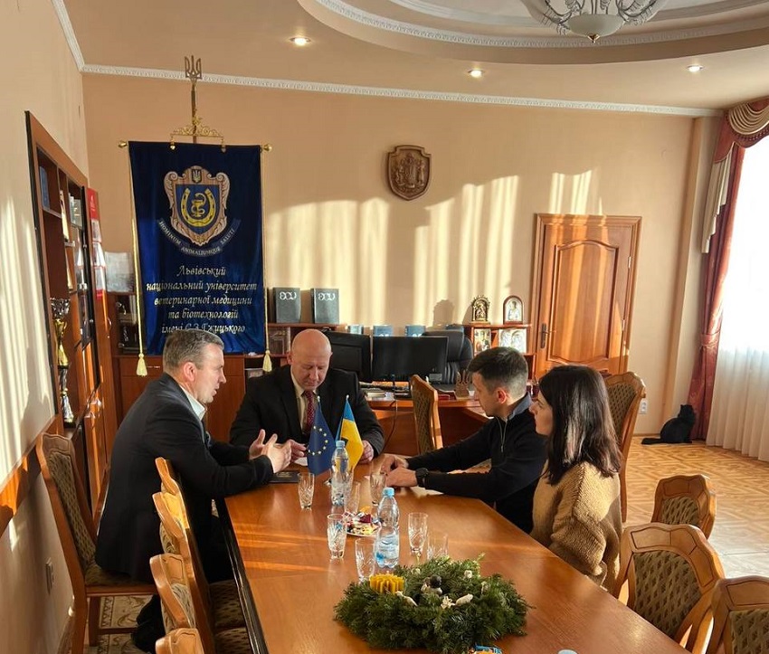 photo 2025 12 16 10 50 23