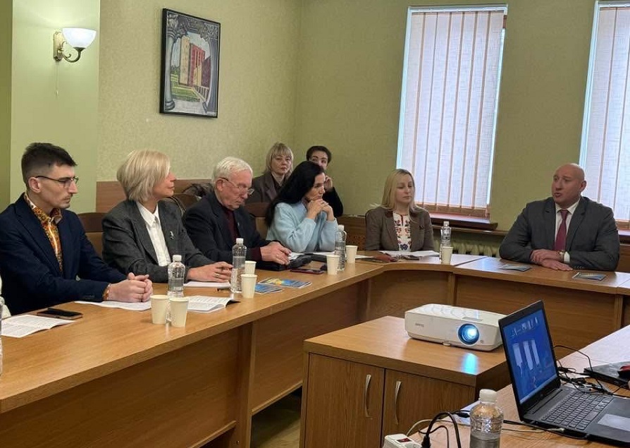 53F011B5 7913 46F1 A98F 6FAD77B7C859