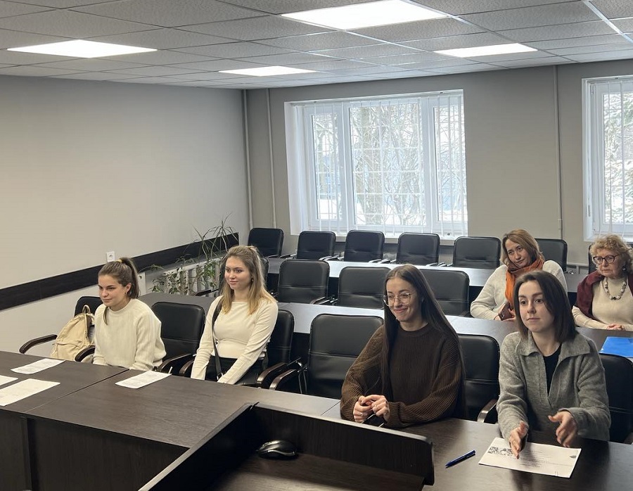 0 02 05 8a0781f34ca0d92484495ba8d73bf96b2093c4f28ce7f46e120d502462804a8e 811377a2d1d26b55